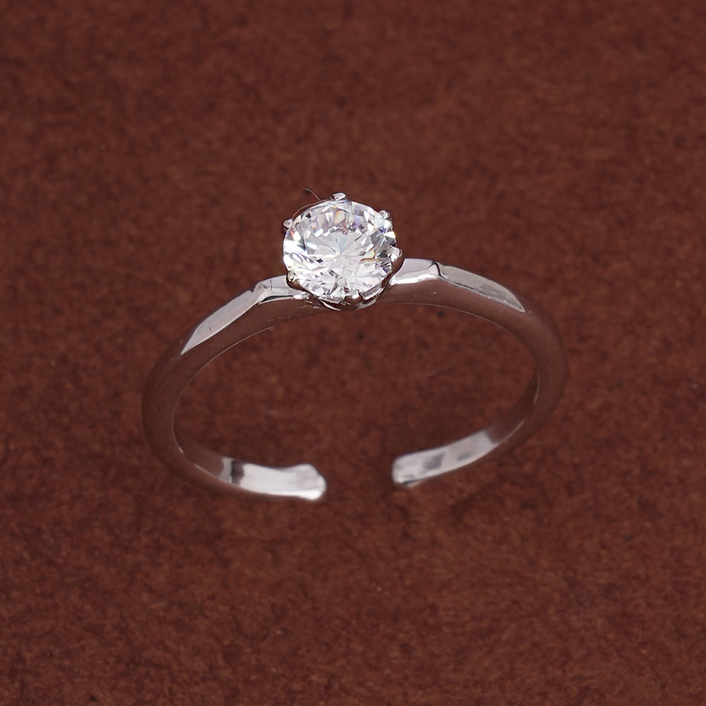 Solitaire Beauty 925 Silver Ring