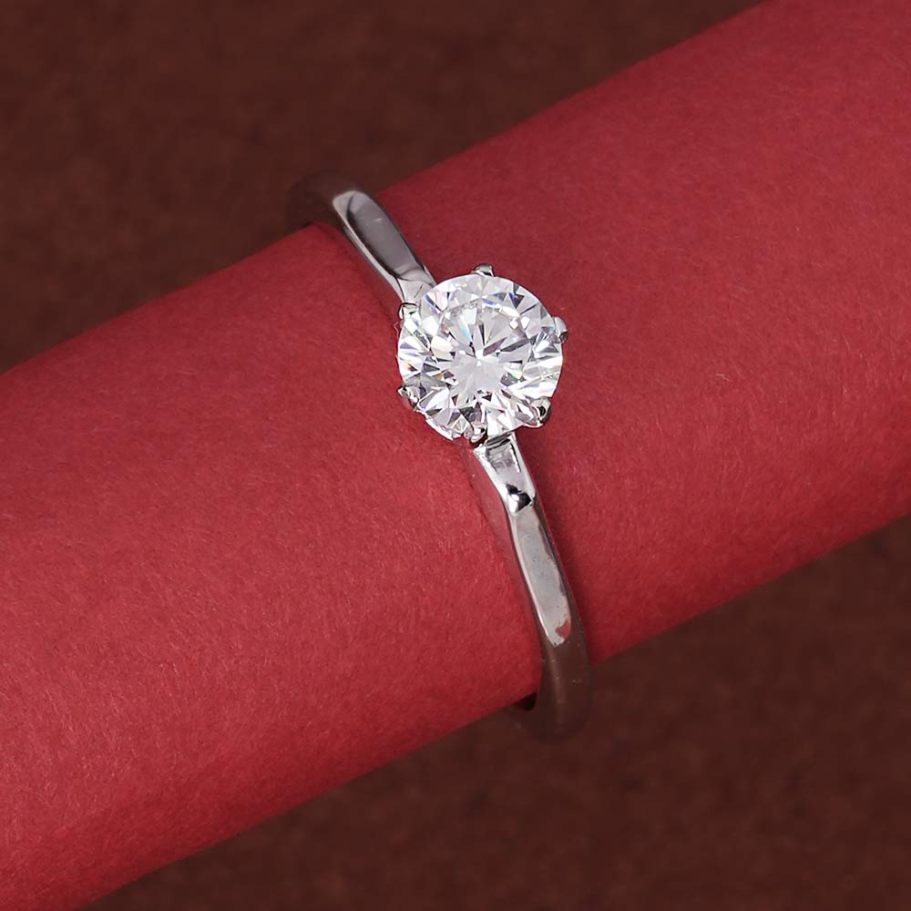 Solitaire Beauty 925 Silver Ring