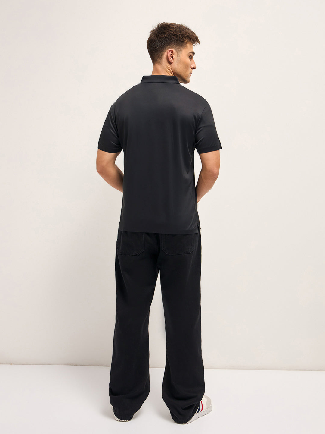 Men's Solid Slim Fit Performance Polo POL-ACCOM-BK