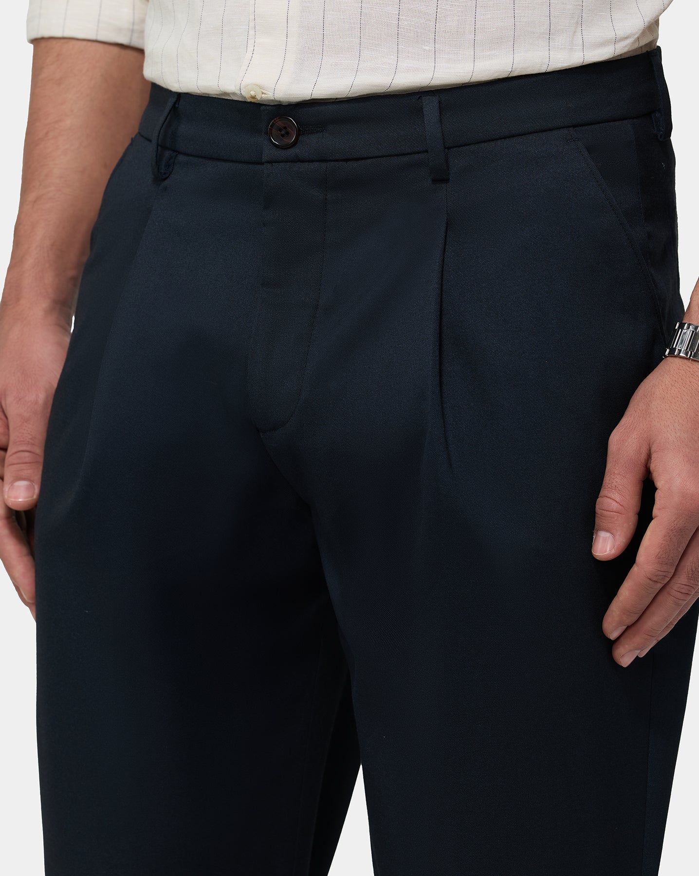 The Inkline Pleated Tailored Pant
