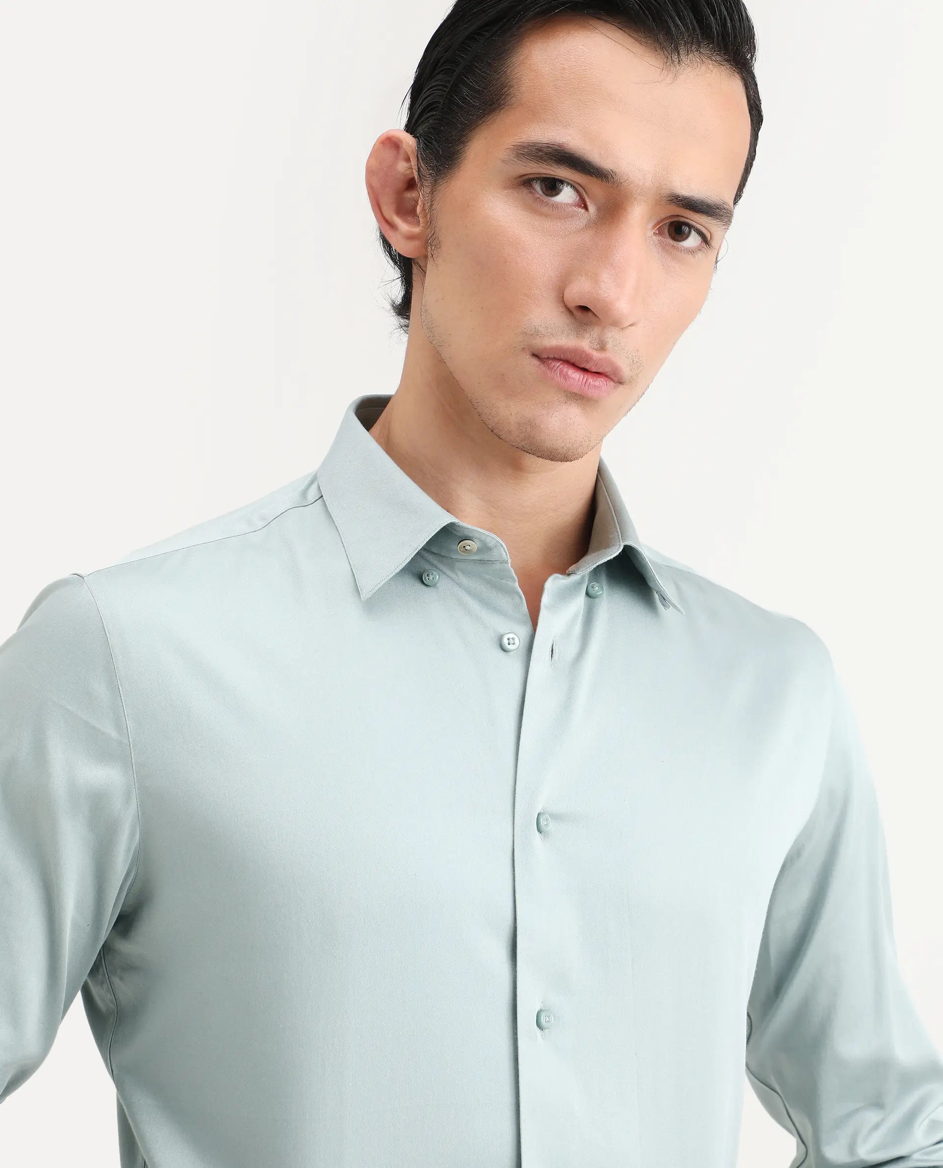 Rare Rabbit Men's Como-27 Dusky Blue Cotton Blend Fabric Full Sleeve Spread Collar Regular Fit Plain Shirt | Rare Rabbit at Broadway