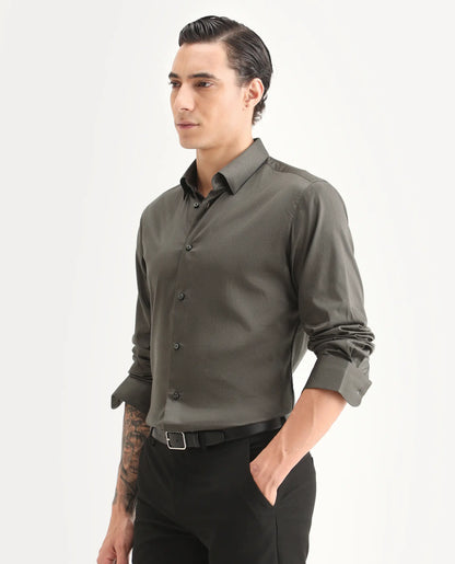 Rare Rabbit Men's Como-27 Dusky Olive Cotton Blend Fabric Full Sleeve Spread Collar Regular Fit Plain Shirt | Rare Rabbit at Broadway