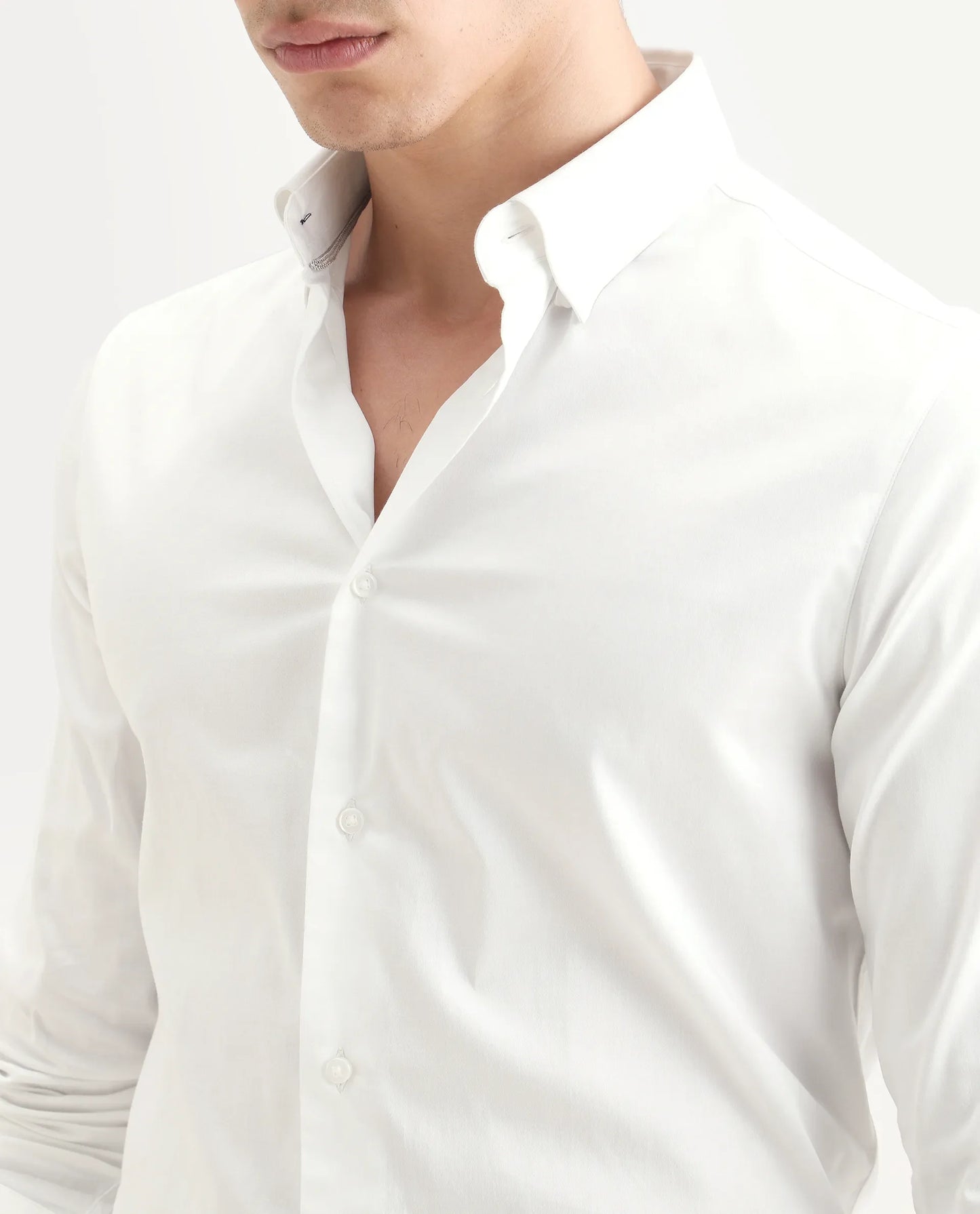 Rare Rabbit Men's Como-27 White Cotton Blend Fabric Full Sleeve Spread Collar Regular Fit Plain Shirt | Rare Rabbit at Broadway