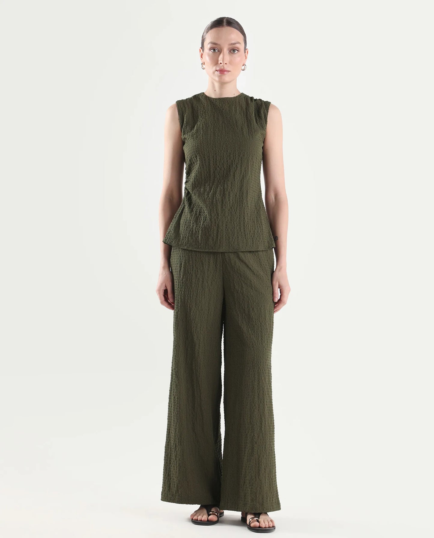 Rareism Women's Arrix-B Olive Polyester Wide Plain Trouser