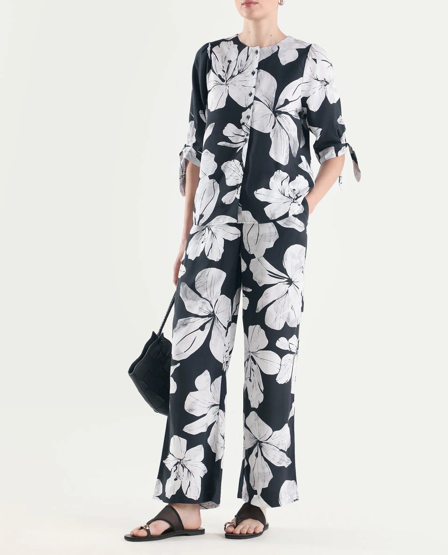 Rareism Women's Vasha-B Black Viscose Wide Floral Print Trouser