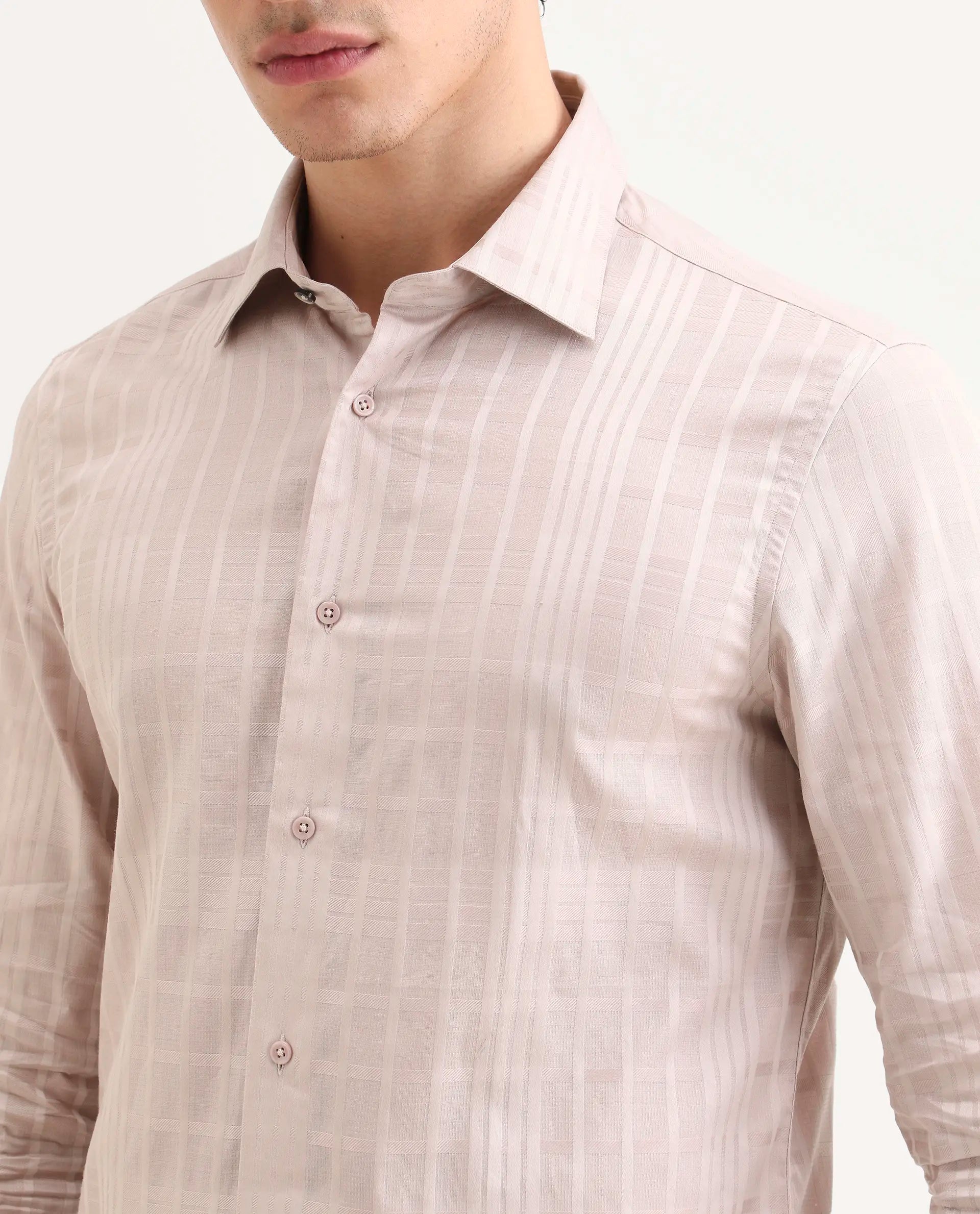 Rare Rabbit Men's Ford Dusky Pink Cotton Fabric Full Sleeve Spread Collar Regular Fit Checked Shirt | Rare Rabbit at Broadway