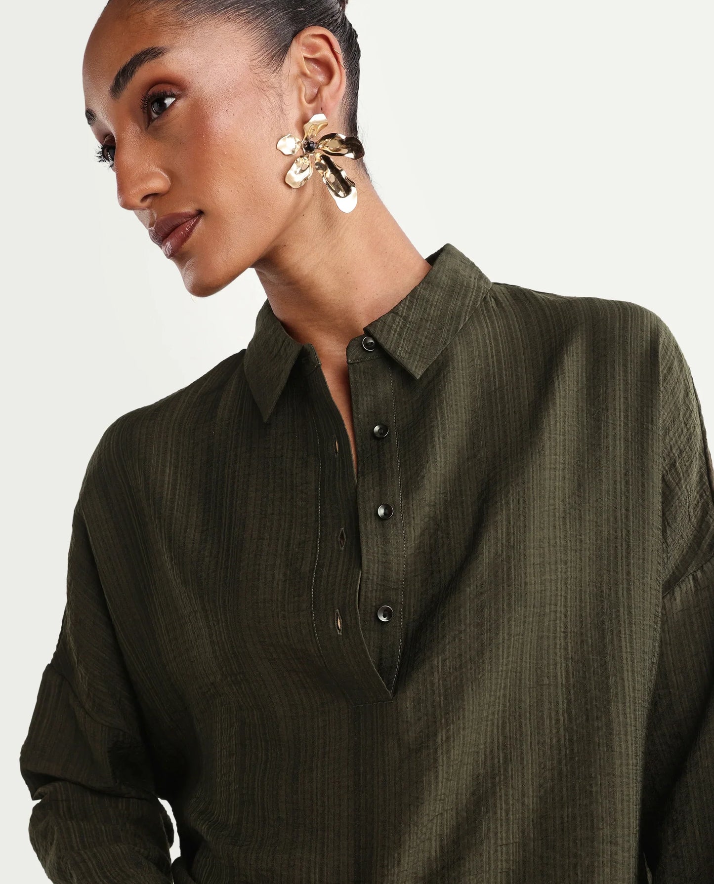 Rareism Women's Dano-T Olive Viscose Blend Jonny Collar Pull-On Oversized Plain Top