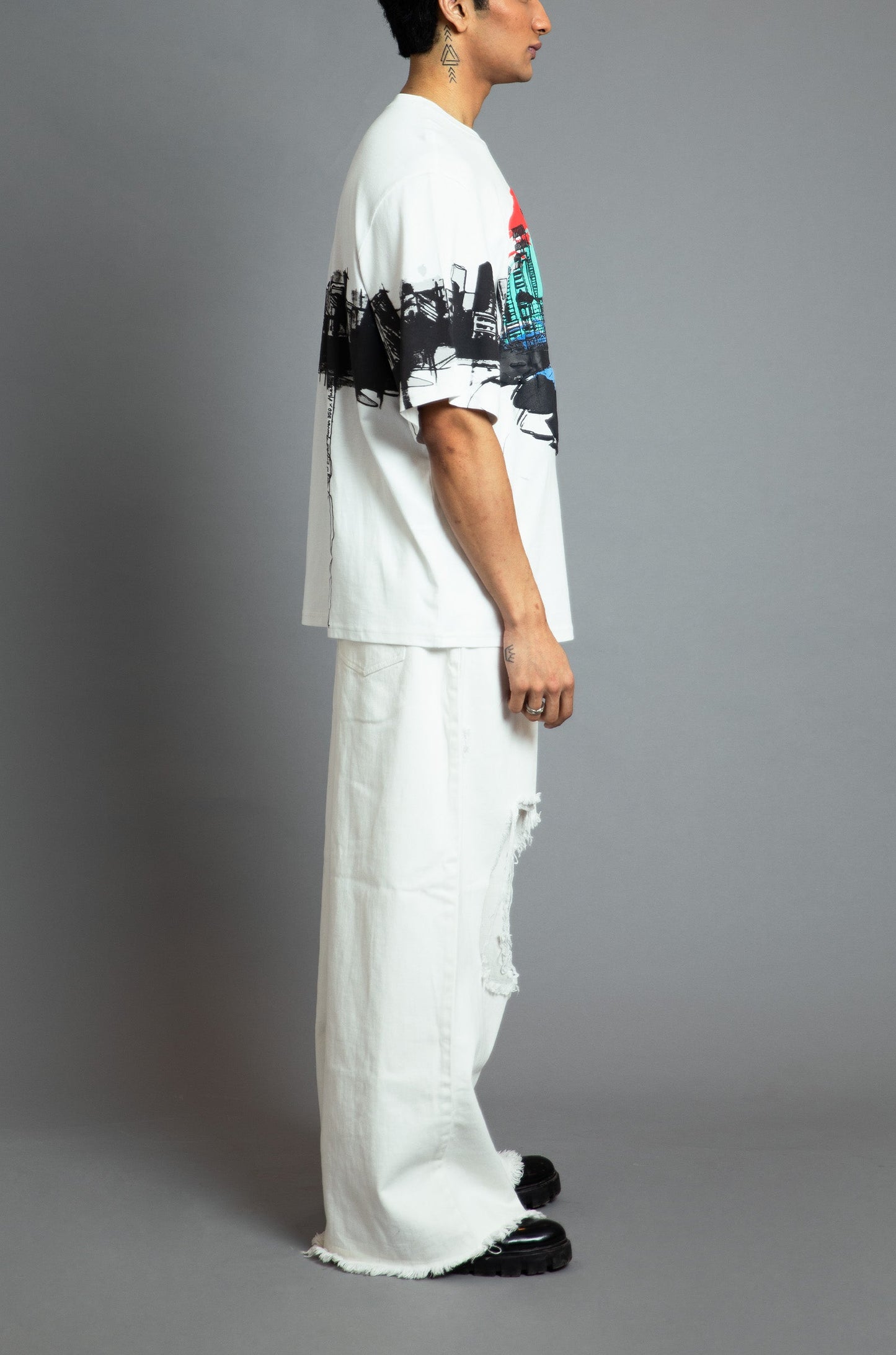 Royal Enfield Hunter 350 x HUEMN T-shirt (White) | Huemn at Broadway