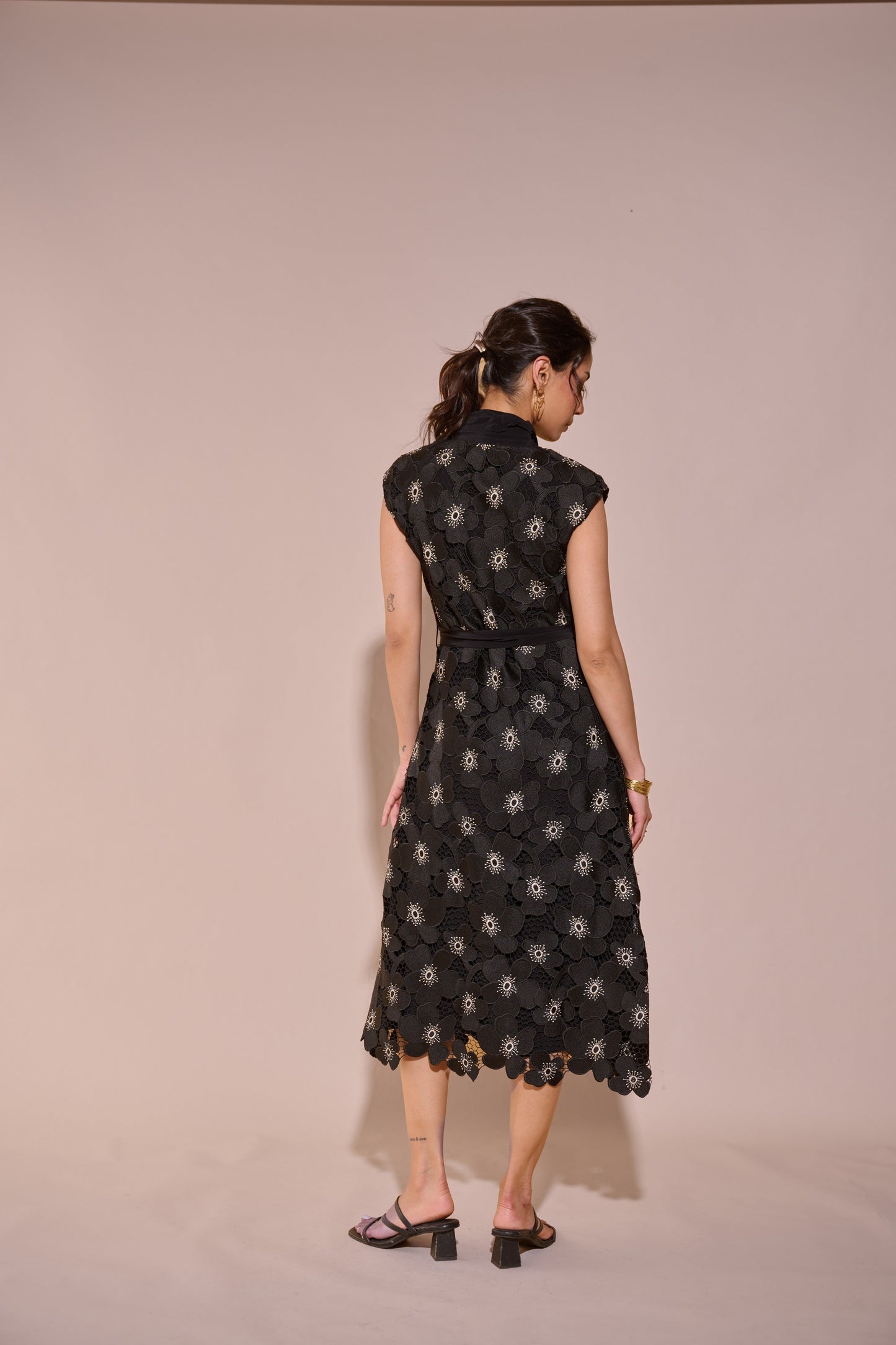 Sera Lace Midi Dress