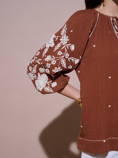 Hannah Embroidered Top | Style Island at Broadway