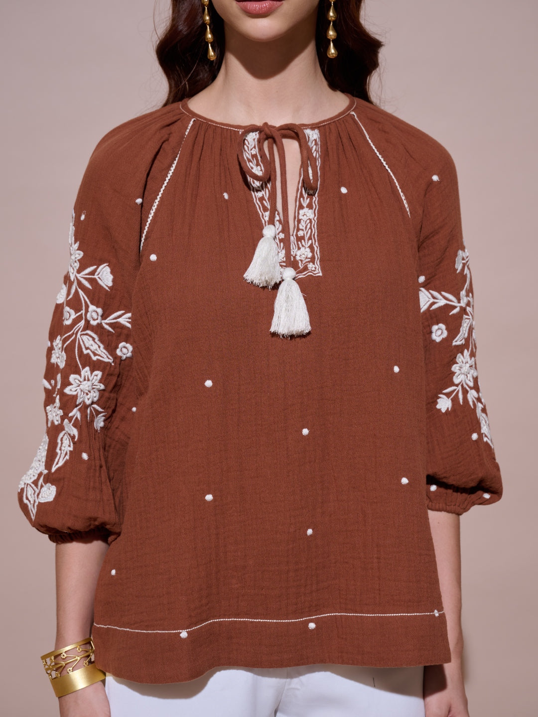 Hannah Embroidered Top | Style Island at Broadway