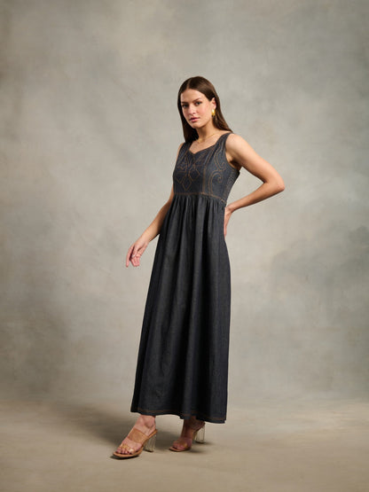 Hailey Denim Maxi | Style Island at Broadway
