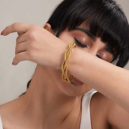 Tri Spiral Wire Bracelet