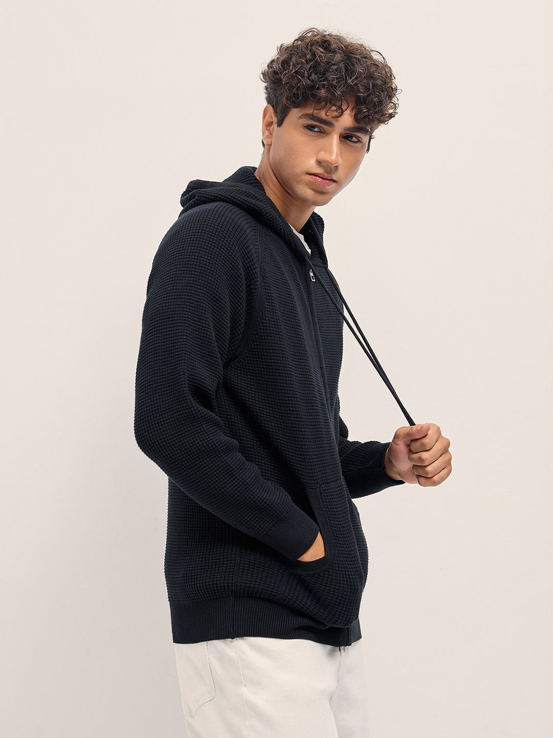 Men Cotton Solid Textured Full Zip Hooded Sweatshirt SWE-MALI-BK