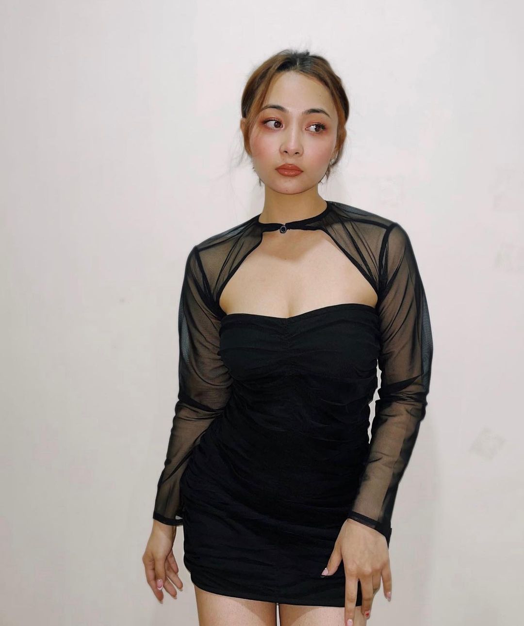 Black Asymmetric Gathered  Dress With Detachable Sleeves