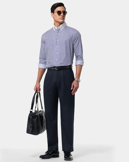 The Relaxed Textured Runway Pant Navy
