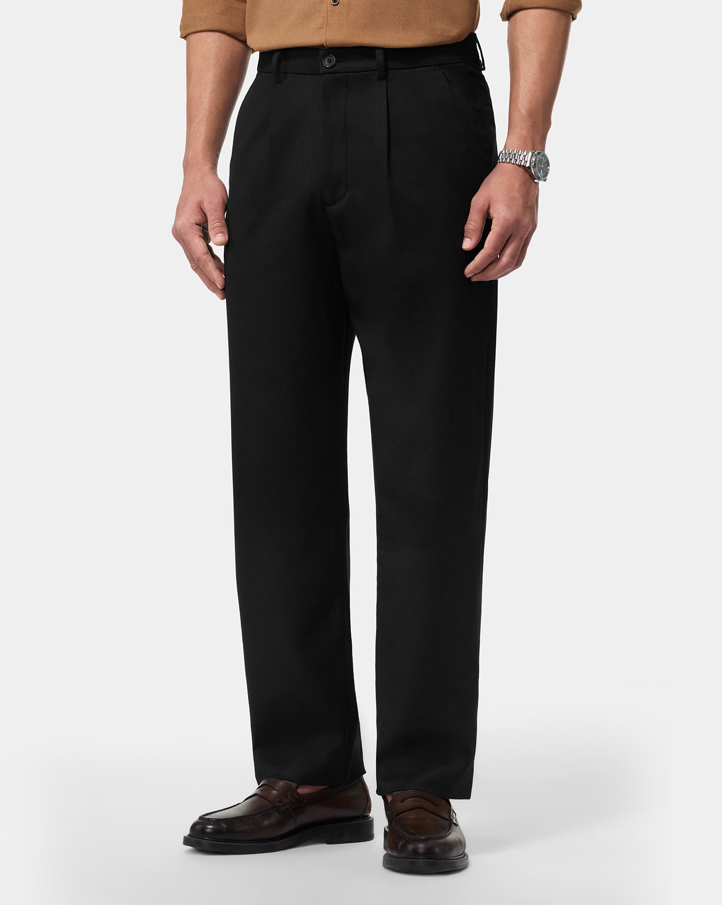 The Relaxed Textured Runway Pant Black