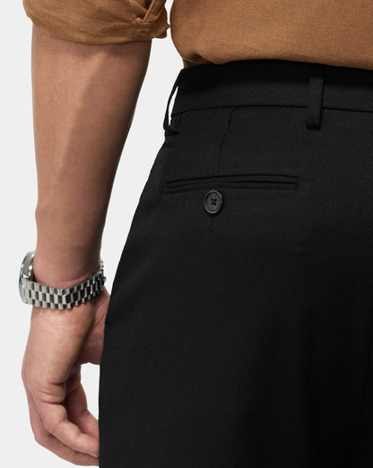 The Relaxed Textured Runway Pant Black