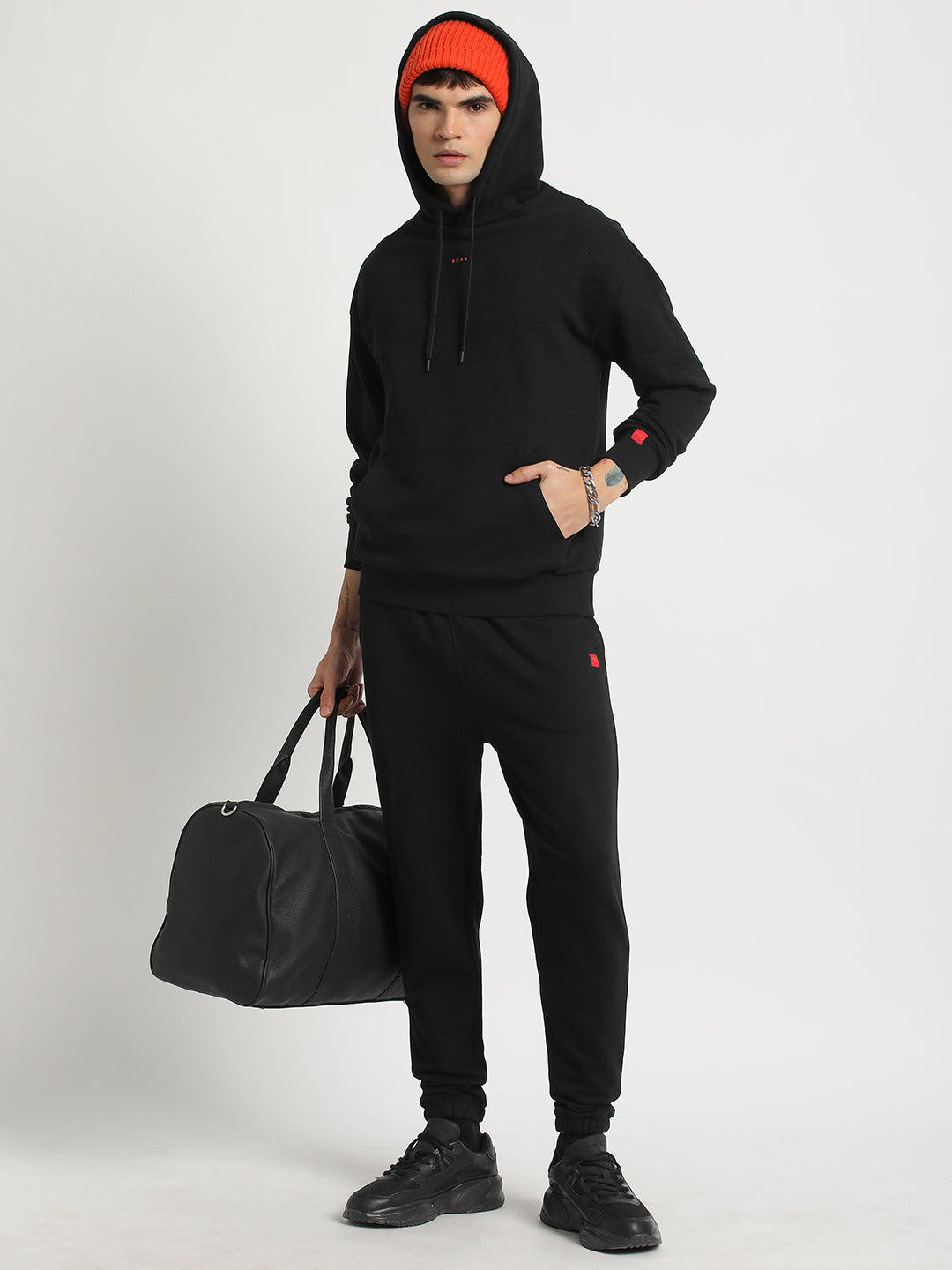 Men Black Solid Regular Fit Hoodies TBH-DARK-BK