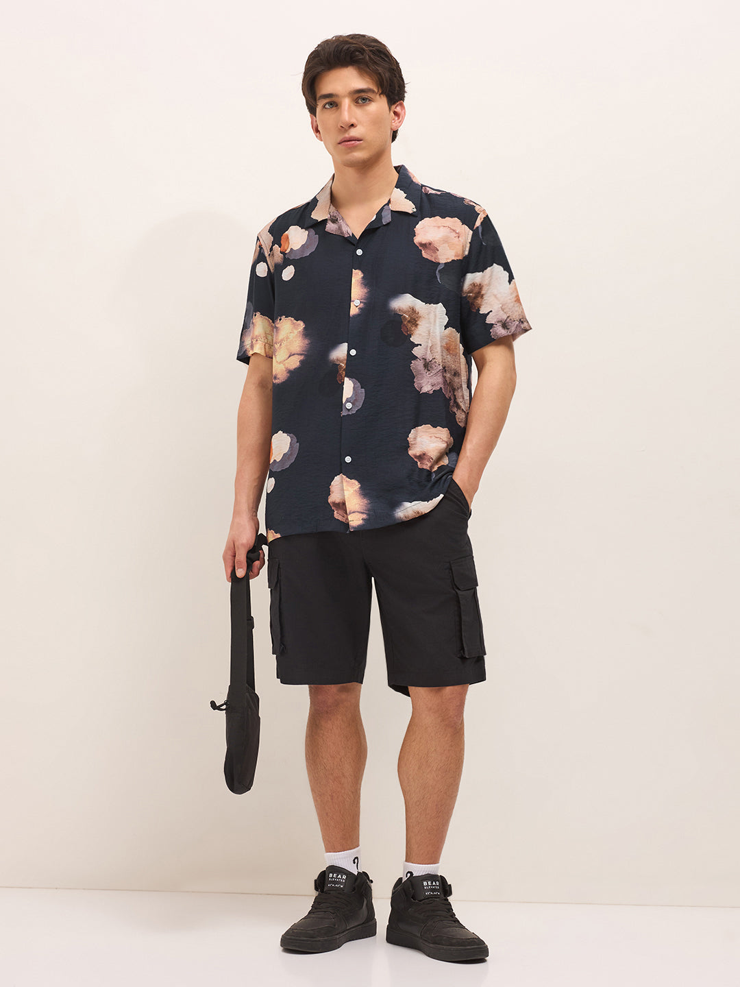 Men Abstract Printed Relax Fit Casual Shrit TBH-GIDOK-BK