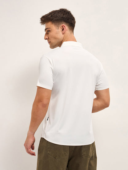 Men's Solid Slim Fit Water Repellent Performance Shirt TBH-ORBIK-WH