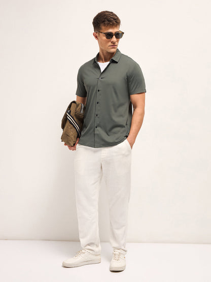 Men's Solid Slim Fit Water Repellent Performance Shirt TBH-REGIN-GR