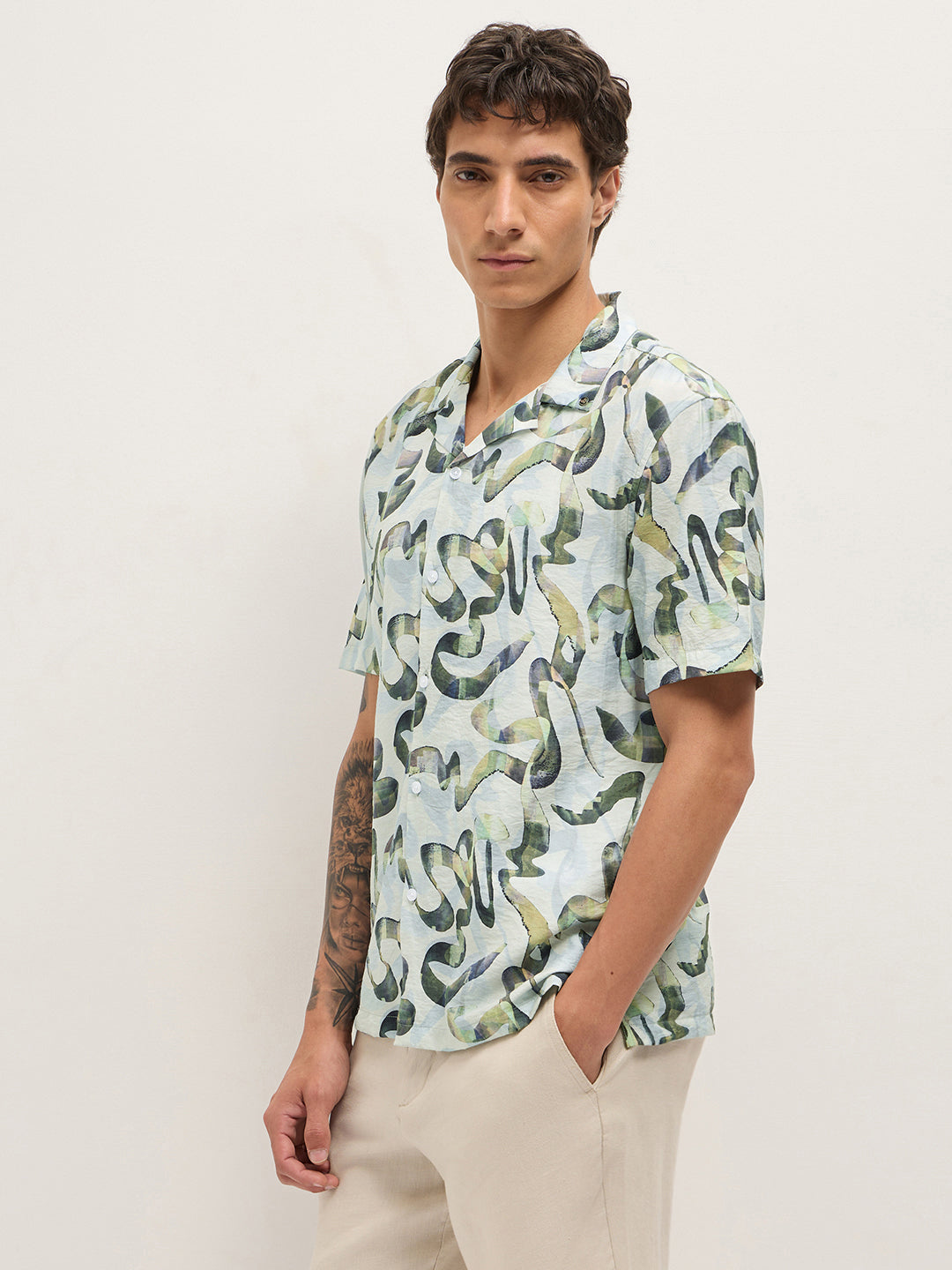 Men Abstract Printed Casual Shirt with Short Sleeves
