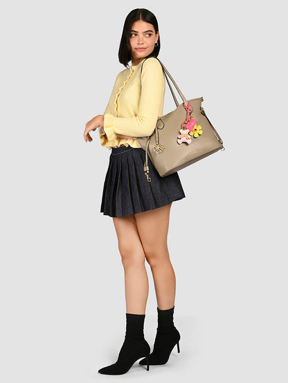 Eternal Bloom Charm | Lililo at Broadway