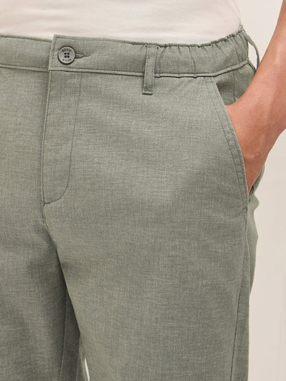 Men Mid Rise Solid Straight Fit Casual Trousers TRO-AMTER-OL