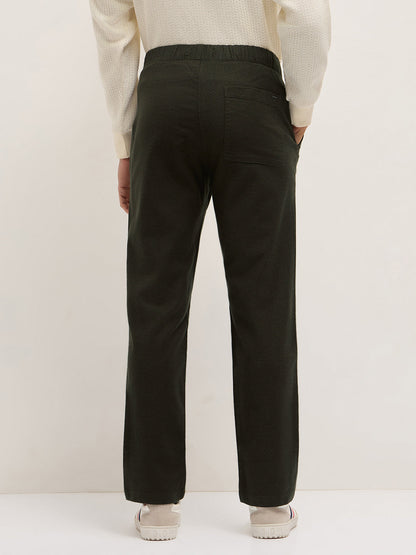 Men Solid Cotton Straight Fit Casual Trousers TRO-ARTAE-OL