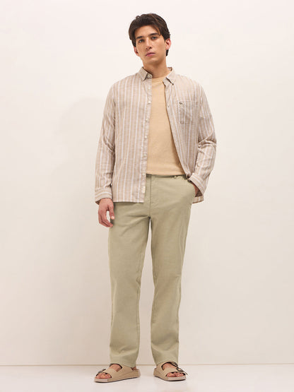 Men Mid Rise Solid Straight Fit Casual Trousers TRO-DELARA-MT