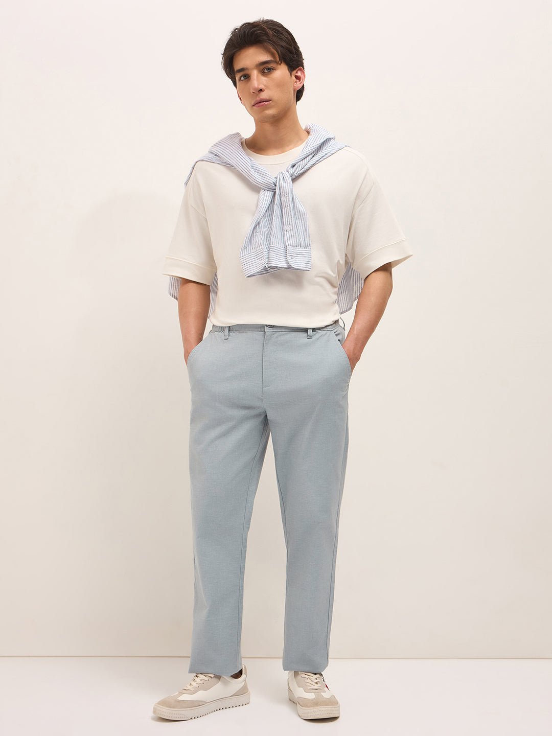 Men Mid Rise Solid Straight Fit Casual Trousers TRO-JAKER-BL