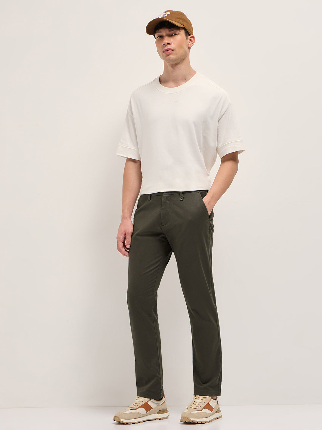 Men Solid Cotton Straight Fit Casual Trouser TRO-VANAC-OL