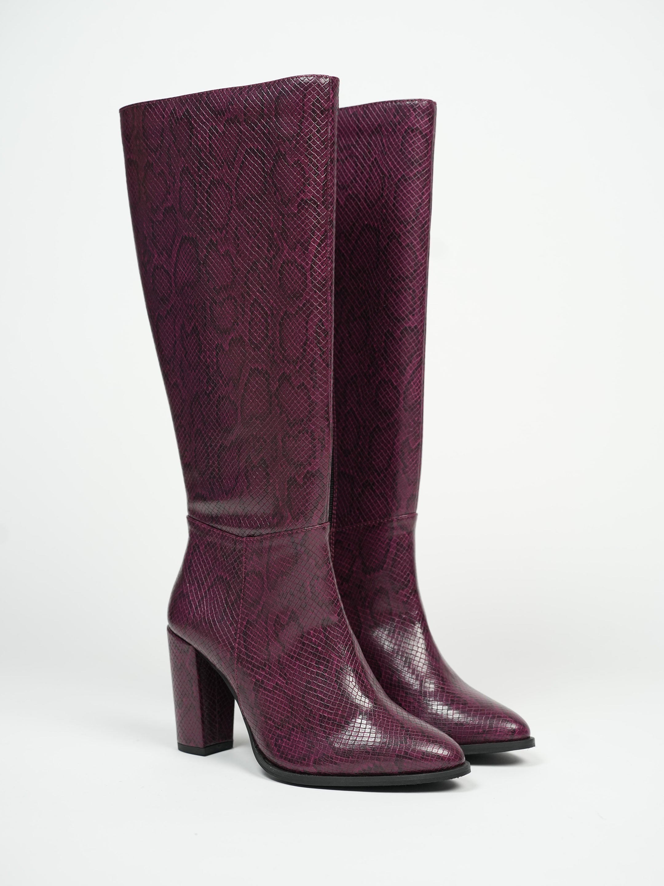 Nagini Burgundy | Theater at Broadway