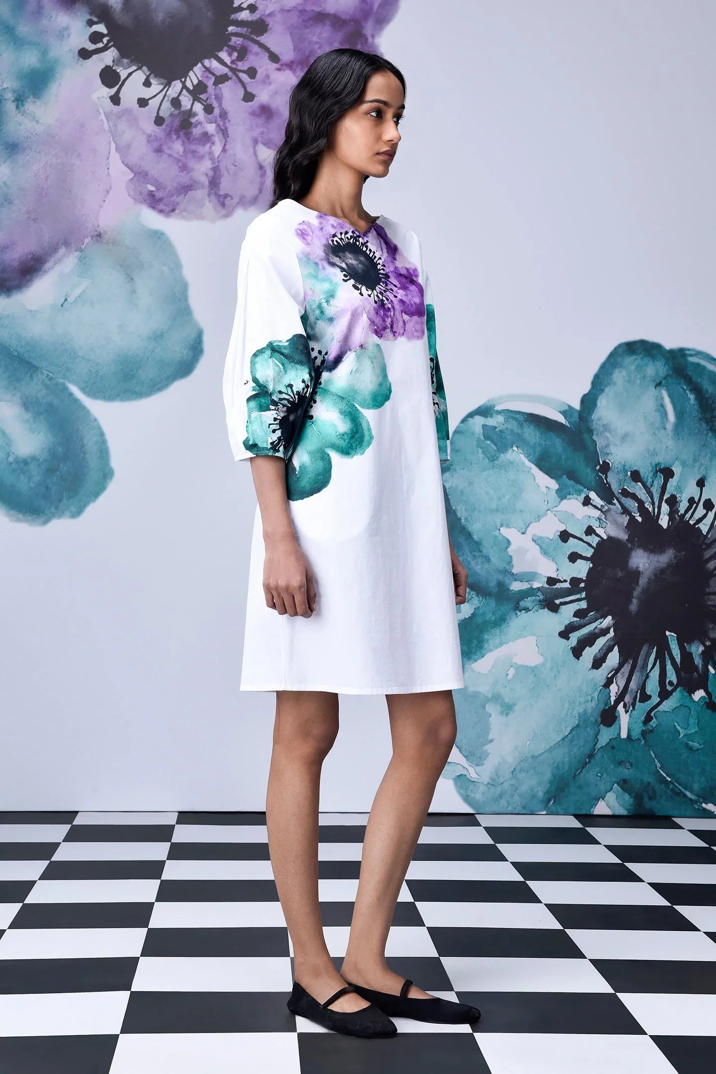 Anemone Flower Regular Fit Dress- White Green
