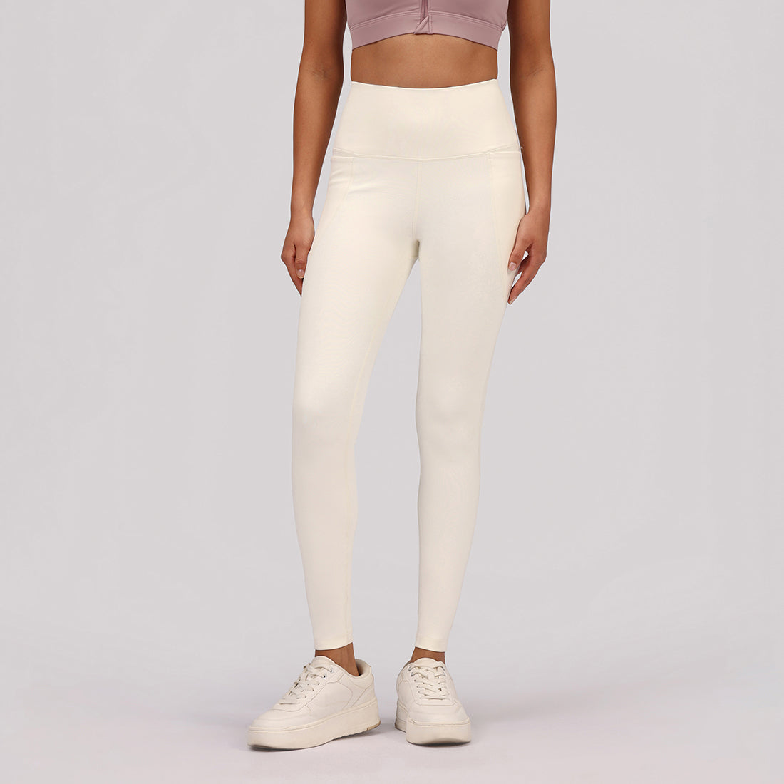 Ultimate Leggings | BlissClub at Broadway