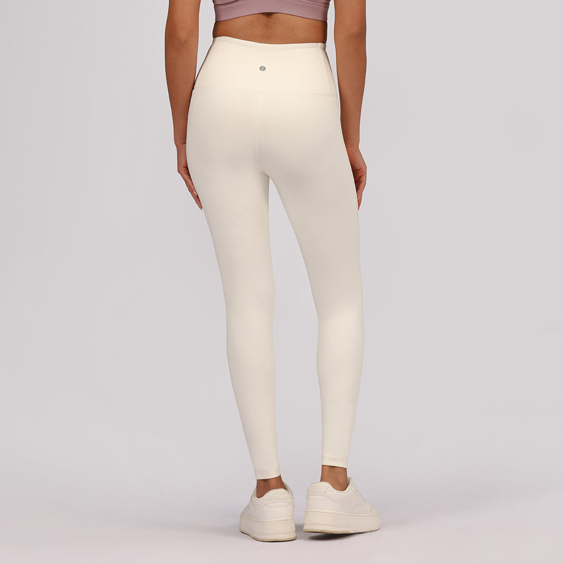 Ultimate Leggings | BlissClub at Broadway
