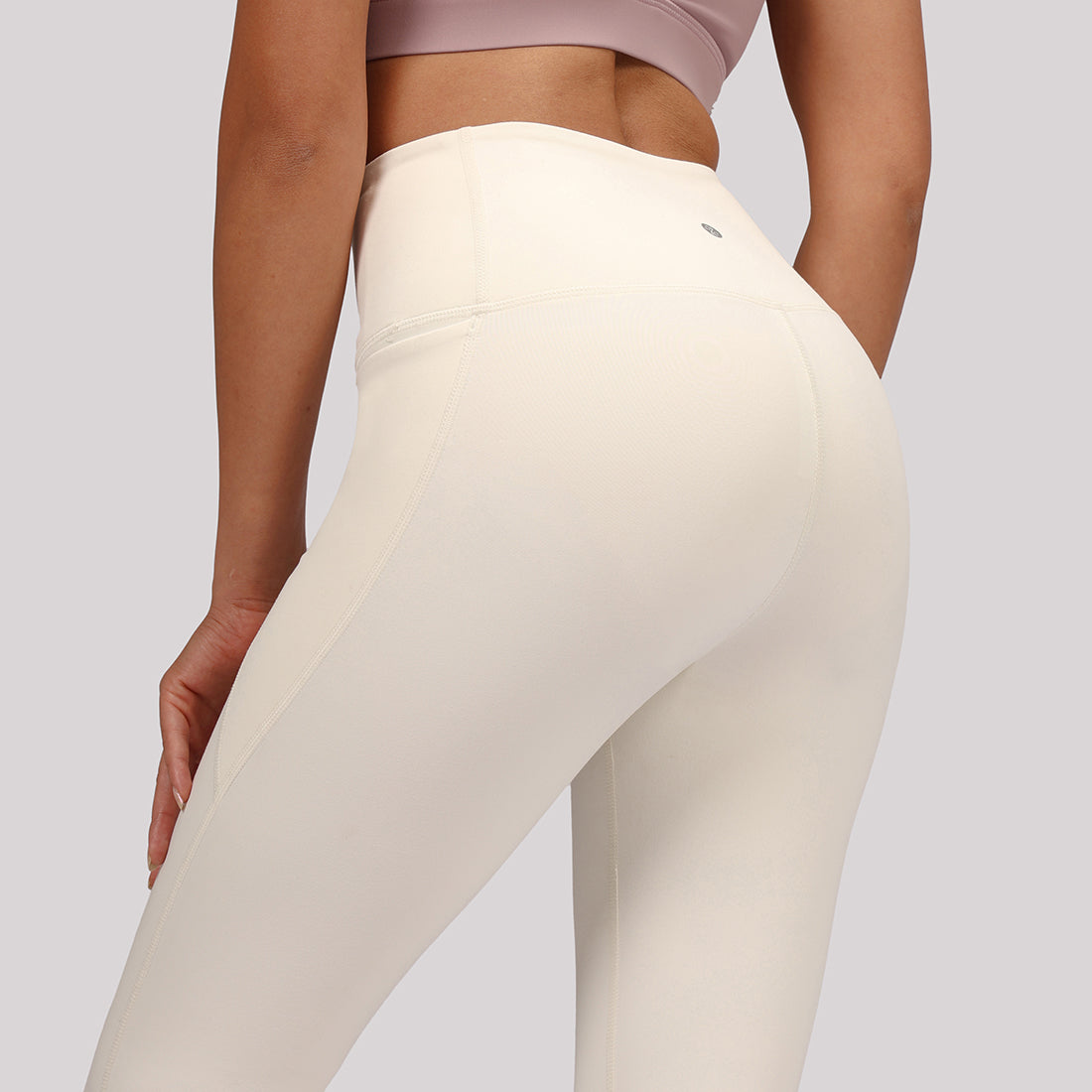 Ultimate Leggings | BlissClub at Broadway