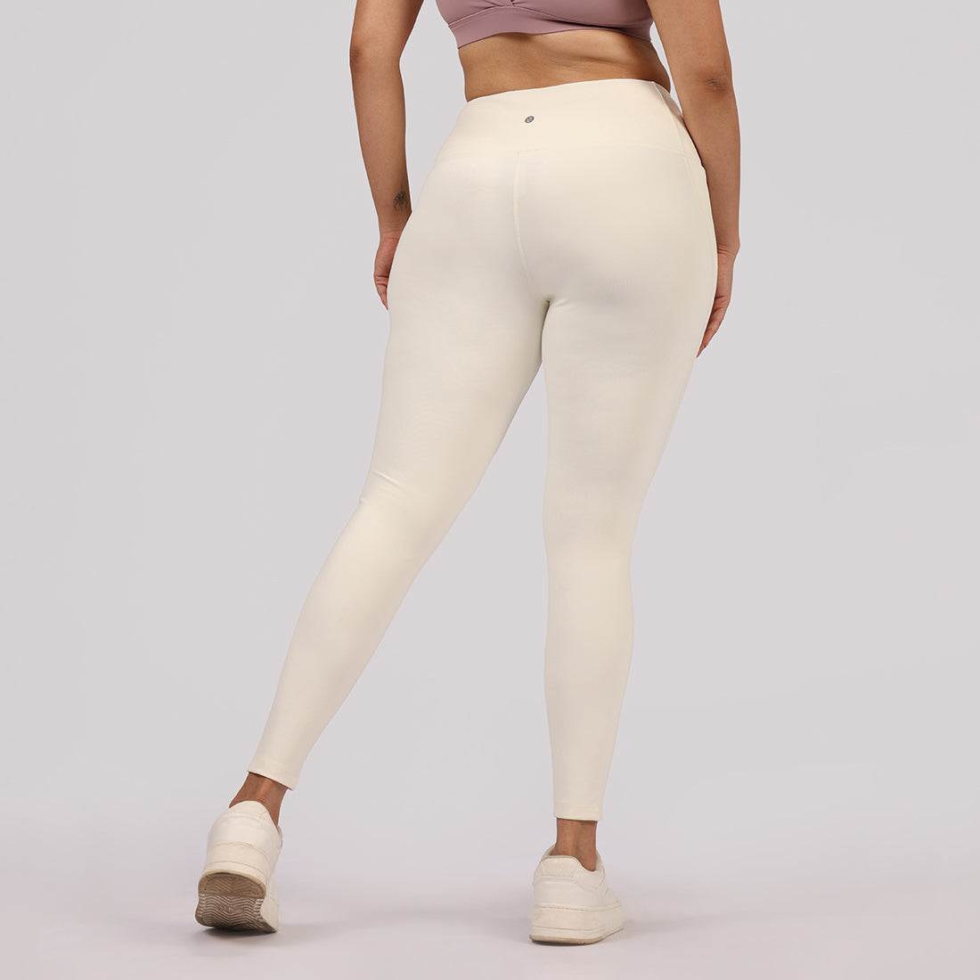 Ultimate Leggings | BlissClub at Broadway