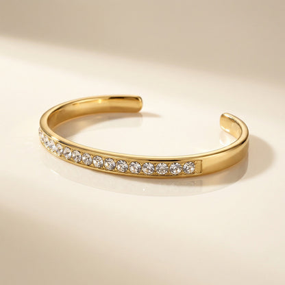 Elegant Zirconia Studded Gold Bracelet