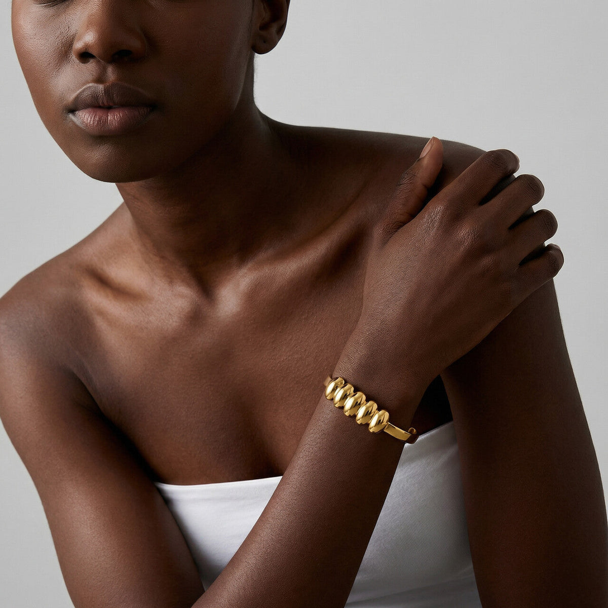 Golden Ribbed kada Bracelet