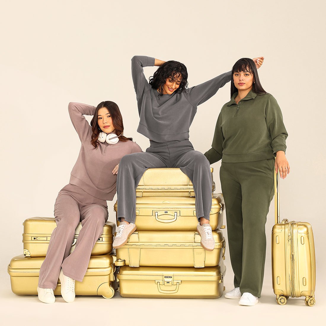 BareButter Pullover With Zipper