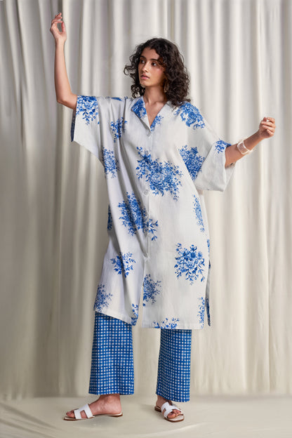 LINEN PORCELAIN MOTIF PRINT LONGLINE SHIRT