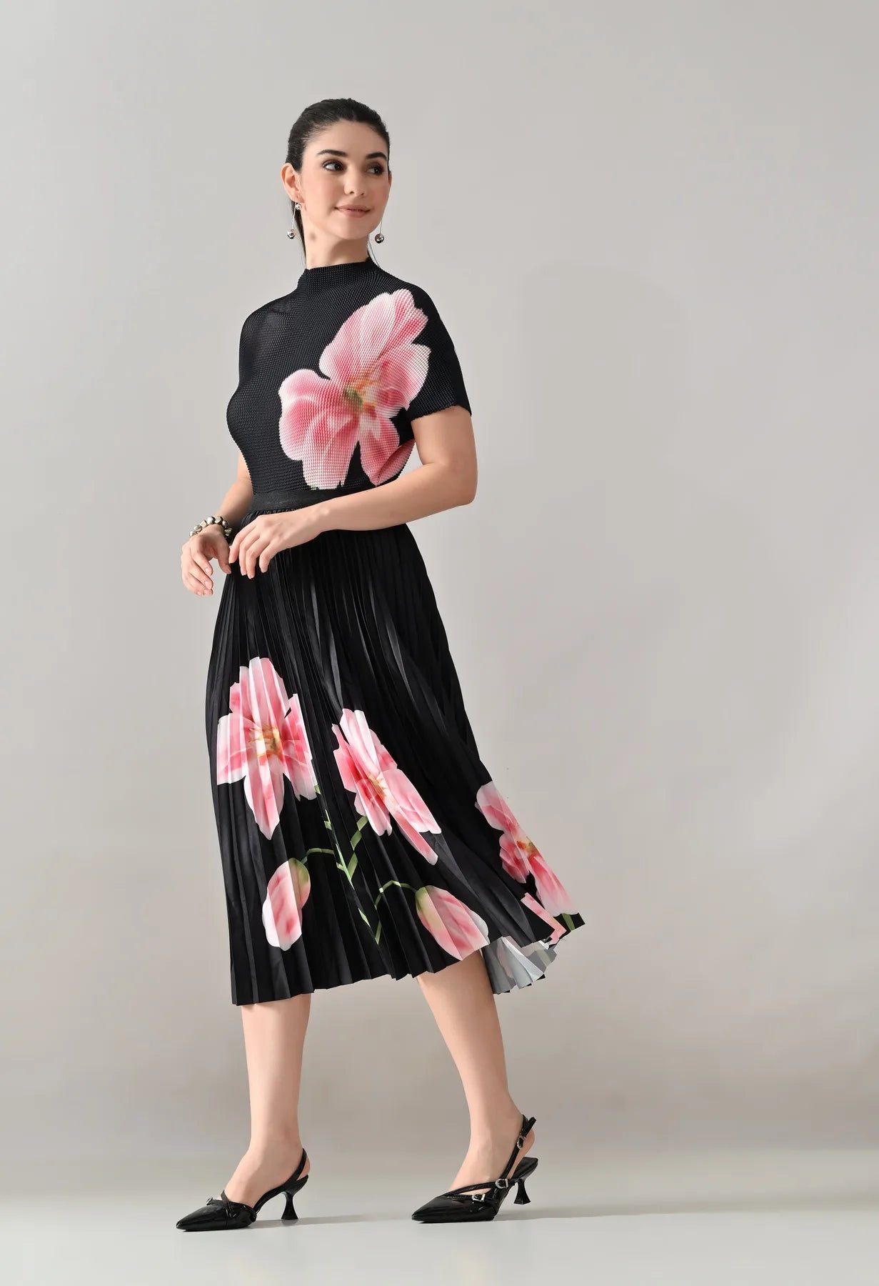 Floral Printed Pleated Two-Piece Set | ANNY at Broadway