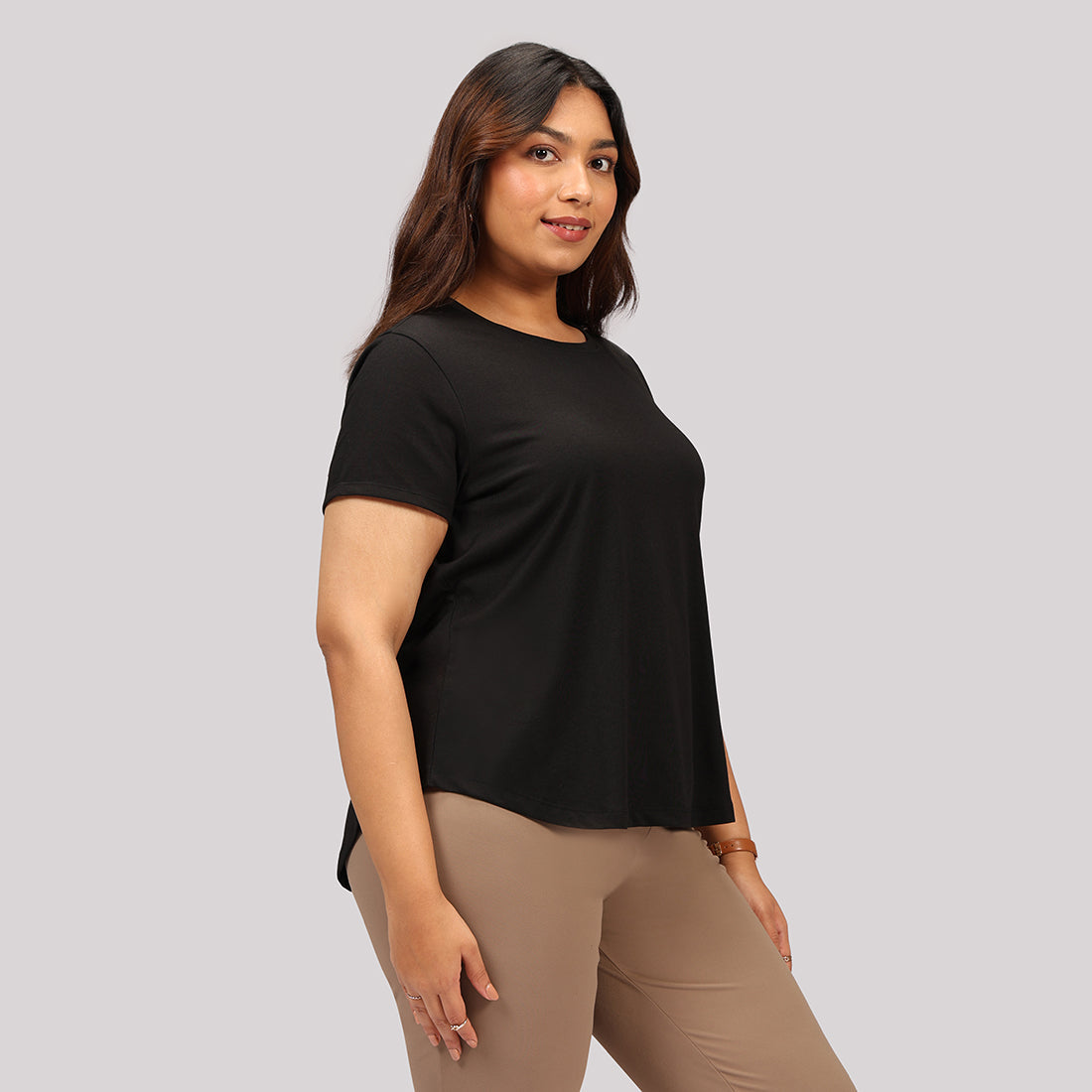 Cotton Pro Curved Hem Tee | BlissClub at Broadway