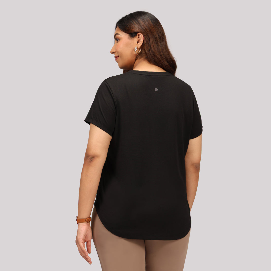 Cotton Pro Curved Hem Tee | BlissClub at Broadway