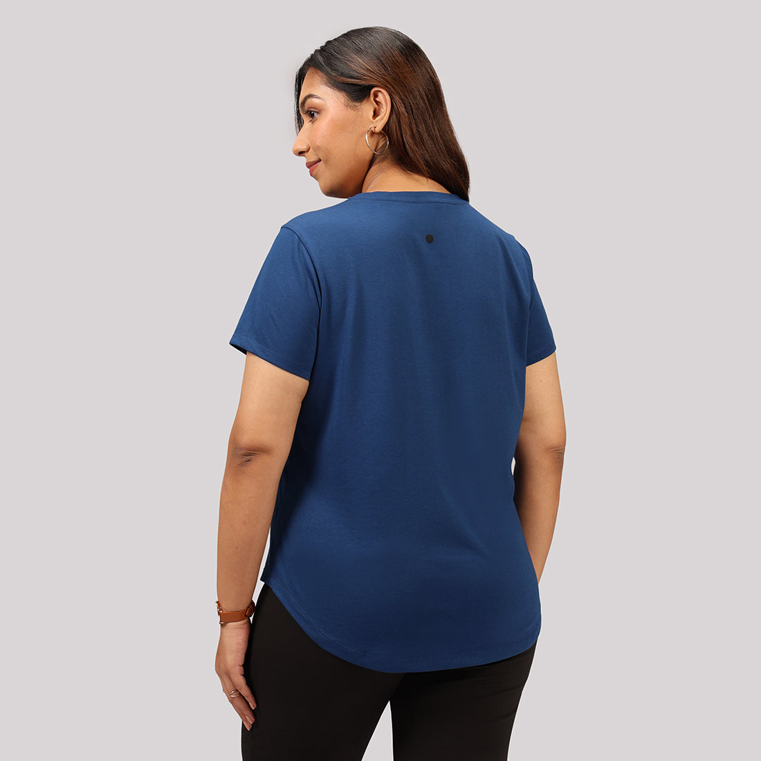 Cotton Pro Curved Hem Tee | BlissClub at Broadway