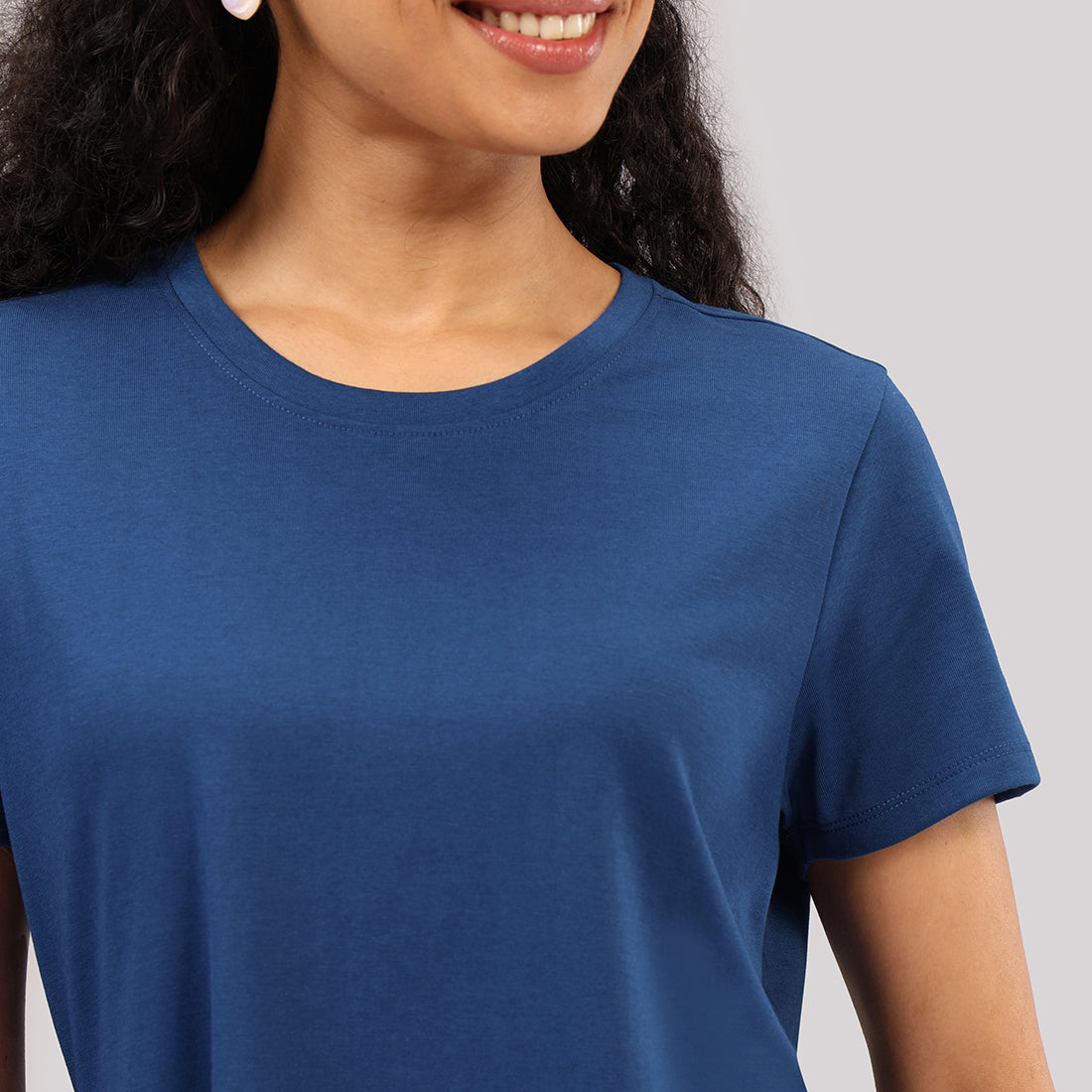 Cotton Pro Curved Hem Tee | BlissClub at Broadway