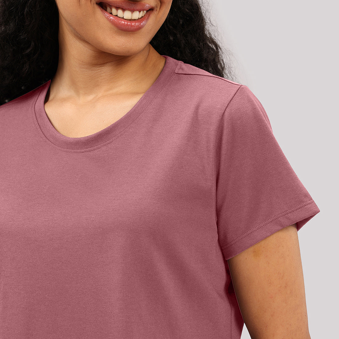 Cotton Pro Curved Hem Tee | BlissClub at Broadway