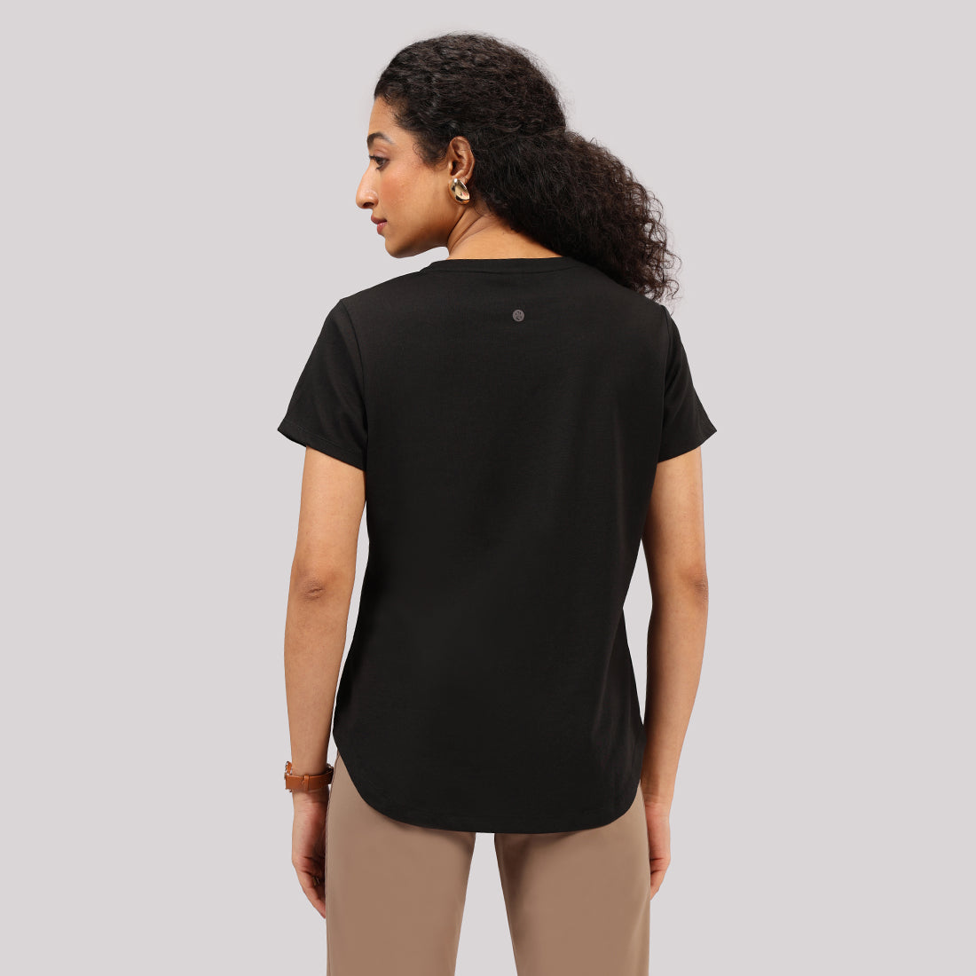 Cotton Pro Curved Hem Tee | BlissClub at Broadway
